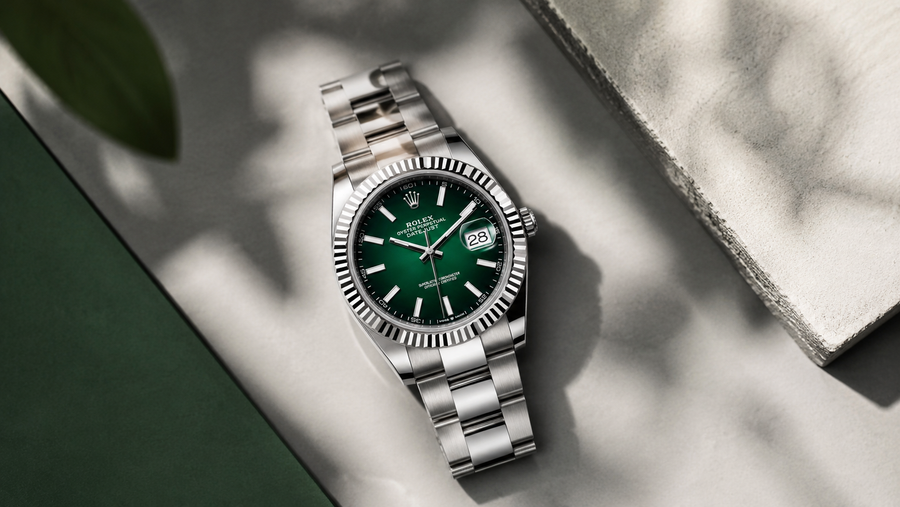 ロレックス Datejust 41は大人メンズに似合う？グリーンオンブレの魅力と着こなしを解説